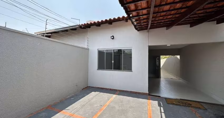 Casa com 3 Quartos e Área Gourmet no Mansões Paraíso