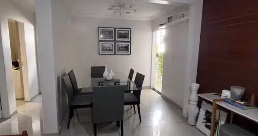 Apartamento 2 quartos, 1 suíte, armários, área de lazer e segurança