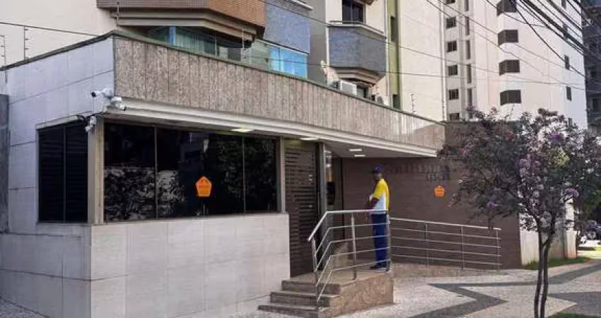 Amplo apê com 4 quartos, 2 suítes e 3 vagas localização nobre!
