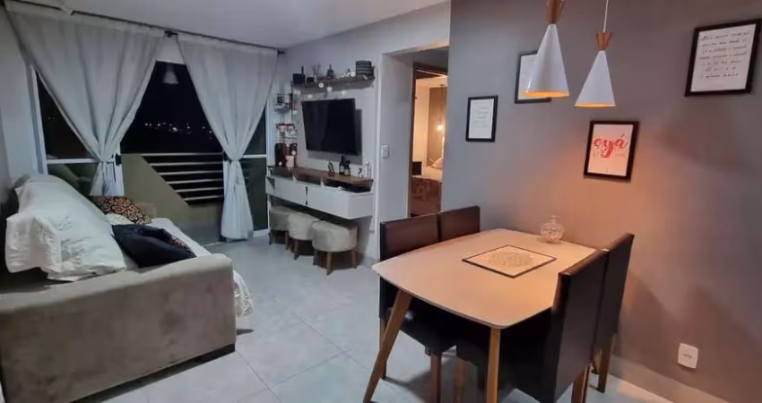 Apartamento à venda 2 quartos 1 suíte armários planejados