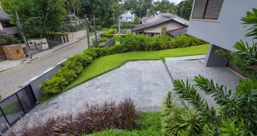 Casa com 3 quartos à venda no América, Joinville 