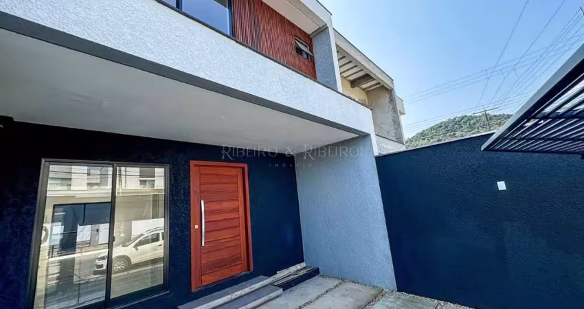Casa com 3 quartos à venda no Saguaçu, Joinville 