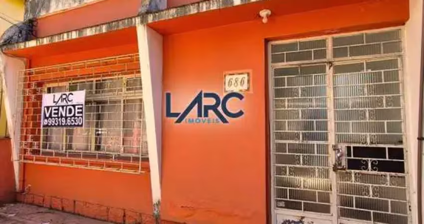 Casa para Venda em Porto Alegre, Menino Deus, 2 dormitórios, 1 banheiro, 1 vaga