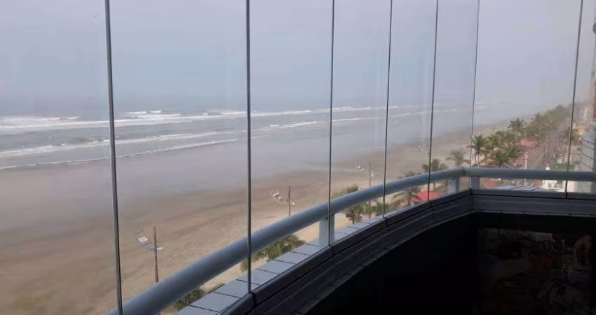 Cobertura duplex frente para o mar