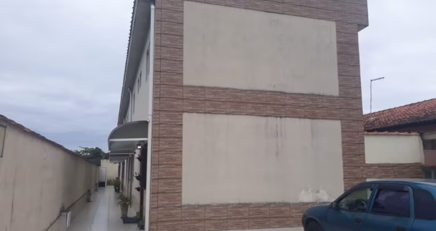 SOBRADO EM CONDOMÍNIO COM 2 DORMITÓRIOS