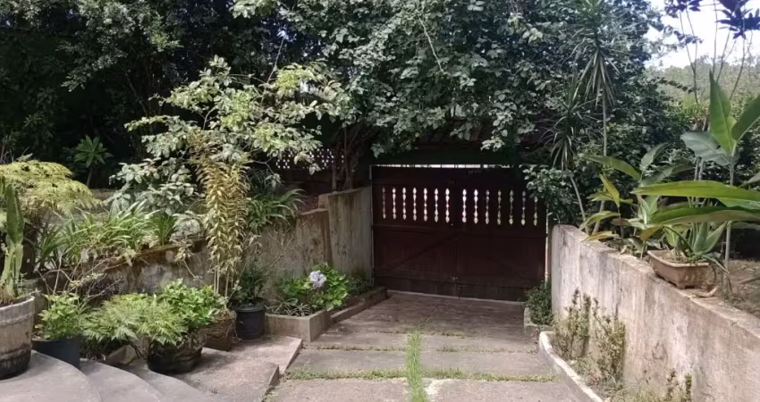 CHÁCARA 1.625 M² À 2 KM DA PRAIA