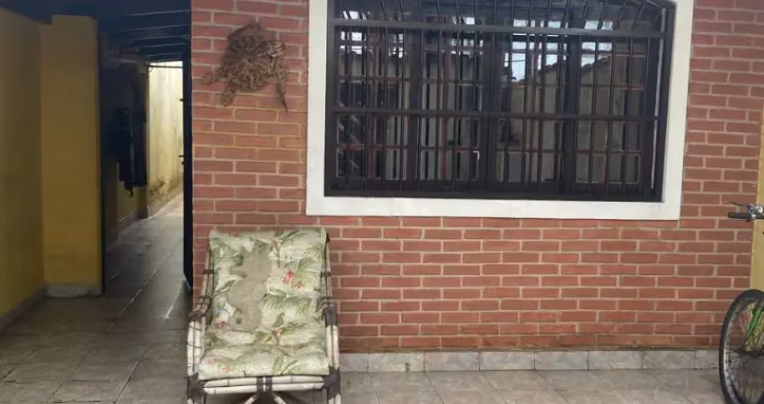 Casa com 2 quartos à venda na Rua Amâncio Mazzaropi, 314, Solemar, Praia Grande