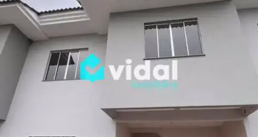Casa à venda na Rua Jaime Pinto Rosas, Jardim Carvalho, Ponta Grossa