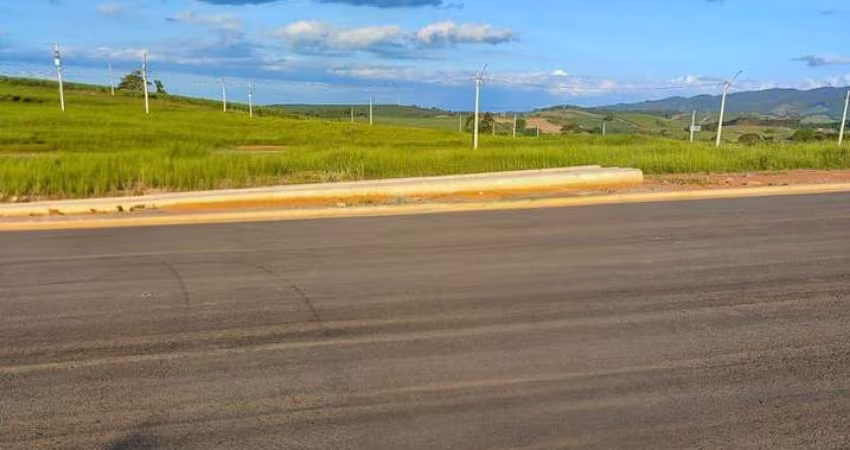 Terreno a Venda no Portal do Lago em Caçapava