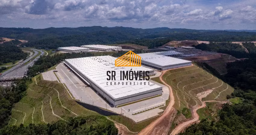 Galpão para alugar de 10000 metros quadrados em condomínio logístico em cajamar - sp