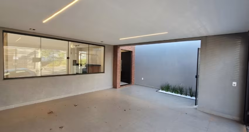 Residencial Monreale Casa térrea com 3 dormitórios, 2 wc e 2 vagas cobertas