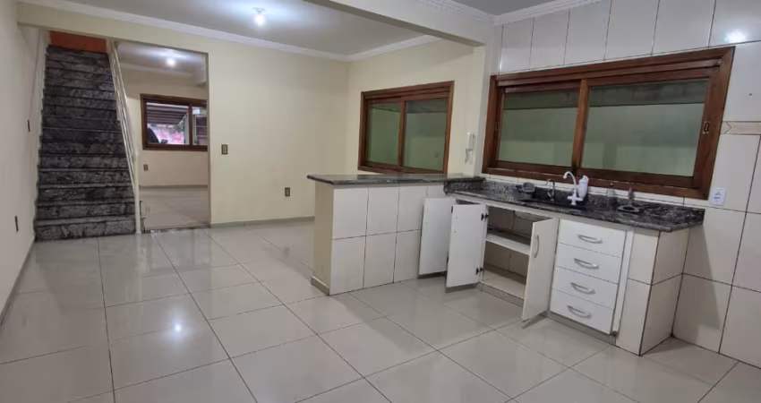 Locação Excelente Casa com 3 quartos,  3 banheiros,  4 vagas Jd. Recreio