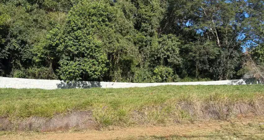 Condomínio recanto são vicente terreno plano com 300 m2