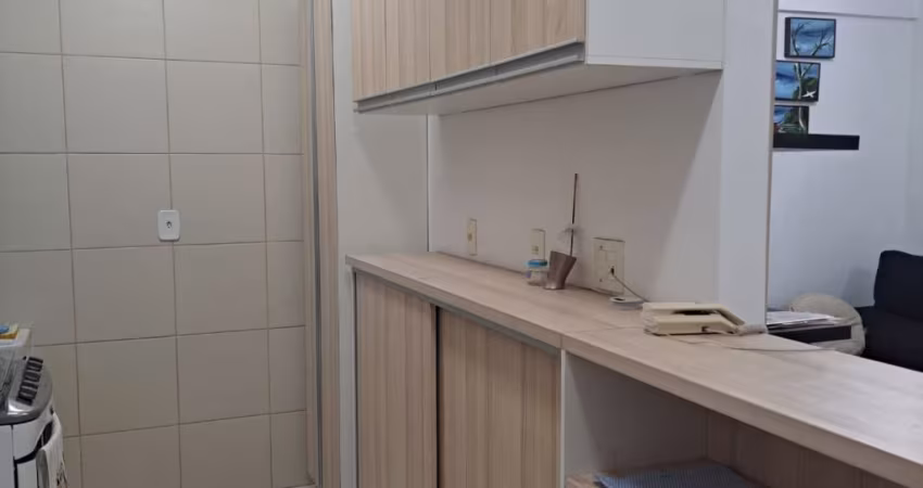 Cond. Arboretto -Mobiliado,3 quartos sendo 1 suíte, banheiro, varanda....