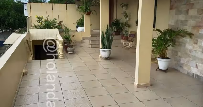 Alugo Esta Casa linda e Espaçosa próximo ao CSU
