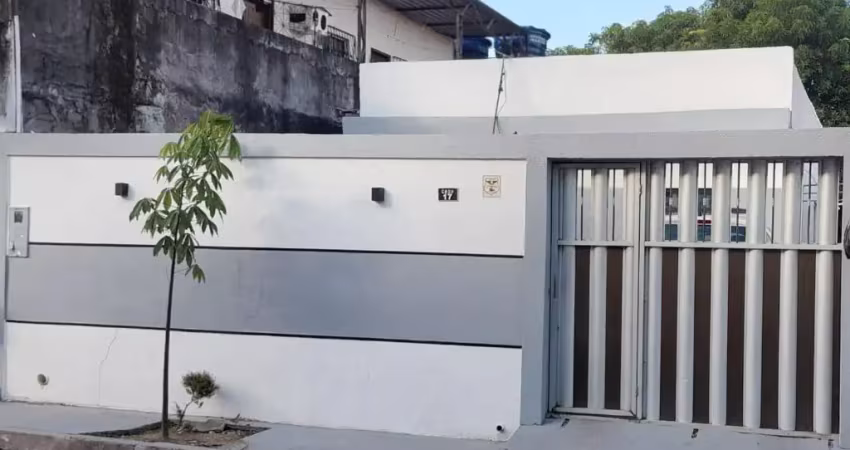 Casa via pública - conj.  novo aleixo com 2 quartos