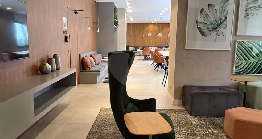 Apartamento para locação em Moema, com 1 dormitório e 1 vaga