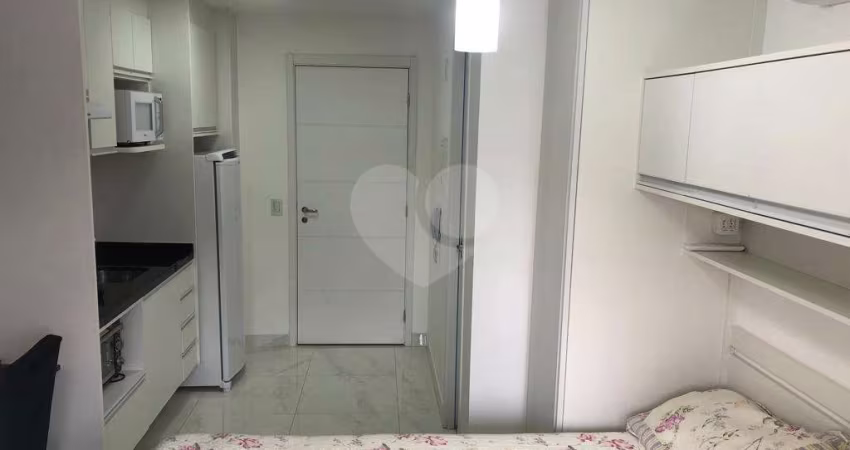 Studio Mobiliado á venda com 42m²  - Tatuapé