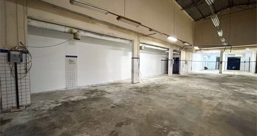 Galpão com 500m² para locação - Vila Formosa