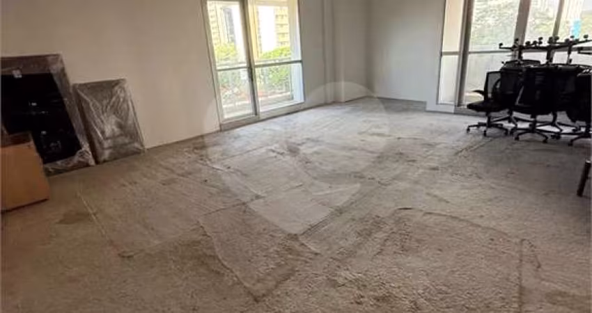 Sala Comercial com 98m² para locação - Santo Amaro