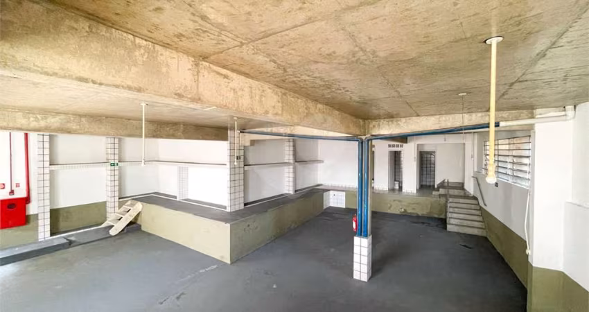 Galpão de 222m² para locação - Barueri