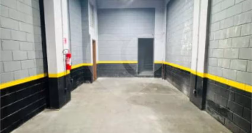 Salão Comercial para Locação com 100m² - Vila Prudente