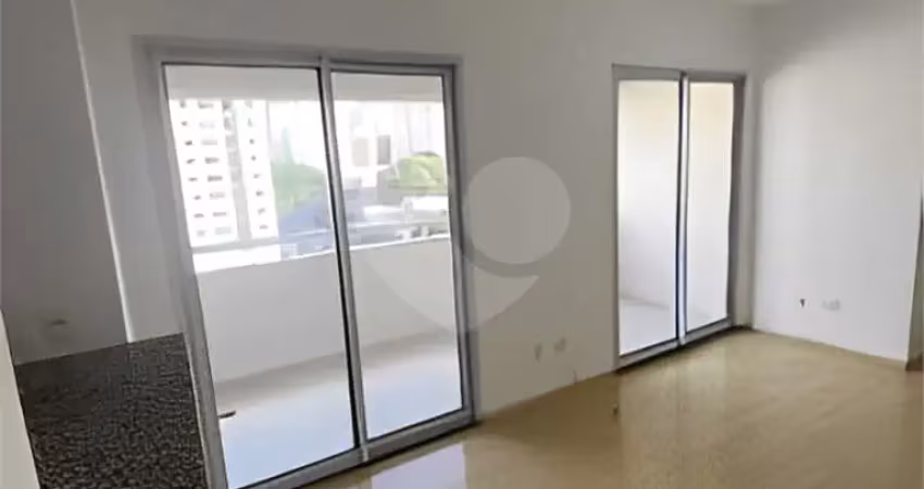 Apartamento com 2 quartos para alugar na Rua Faustolo, 512, Lapa, São Paulo