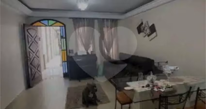 Casa com 3 quartos para alugar na Rua São Bernardo, 270, Tatuapé, São Paulo