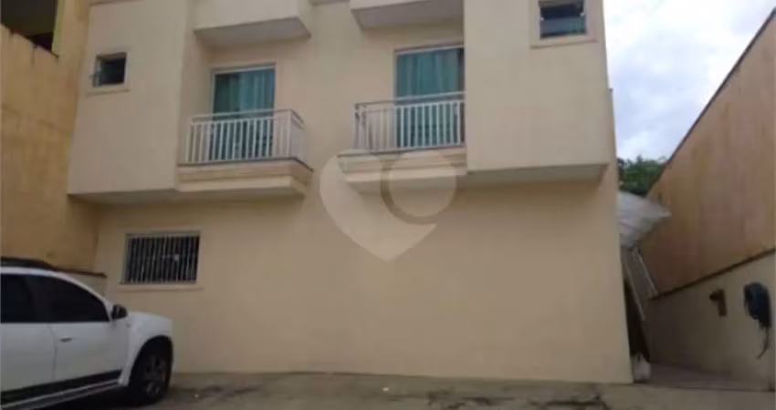 Casa em condomínio fechado com 2 quartos para alugar na Rua Surucuás, 263, Itaquera, São Paulo
