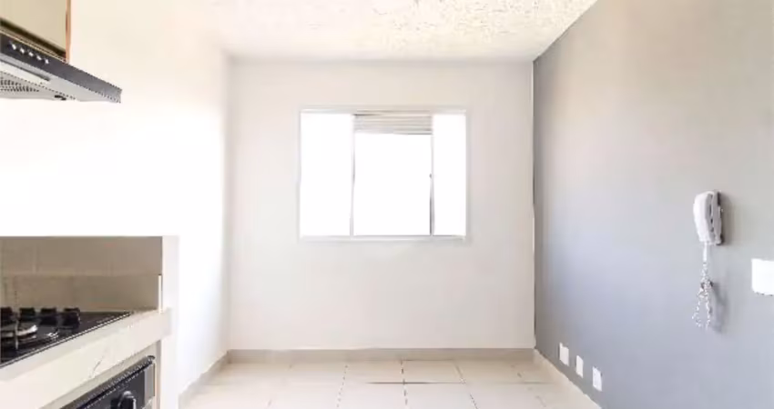 Apartamento com 2 quartos para alugar na Rua Tomoichi Shimizu, 191, Itaquera, São Paulo