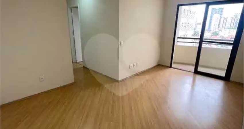 Apartamento com 2 quartos para alugar na Rua Teixeira de Melo, 221, Tatuapé, São Paulo
