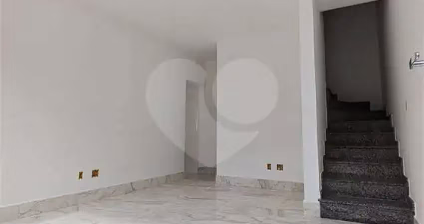 Casa com 2 quartos à venda na Rua Gil de Siqueira, 459, Guaianases, São Paulo