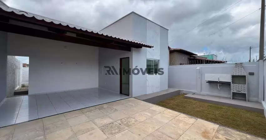 Casa com 2 quartos e churrasqueira pronta para morar no bosque das colinas
