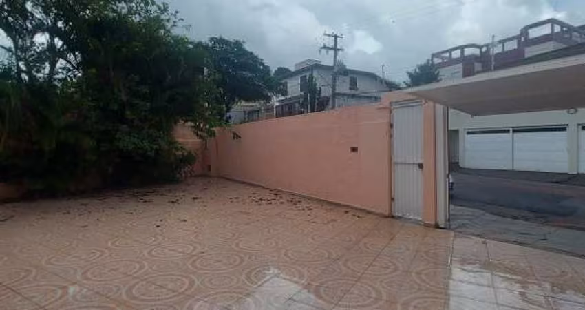 Excelente casa para locação ou venda, comercial ou residencial, 4 suítes, salas, salão festas, vagas de garagem, bairro Samambaia, Jundiaí