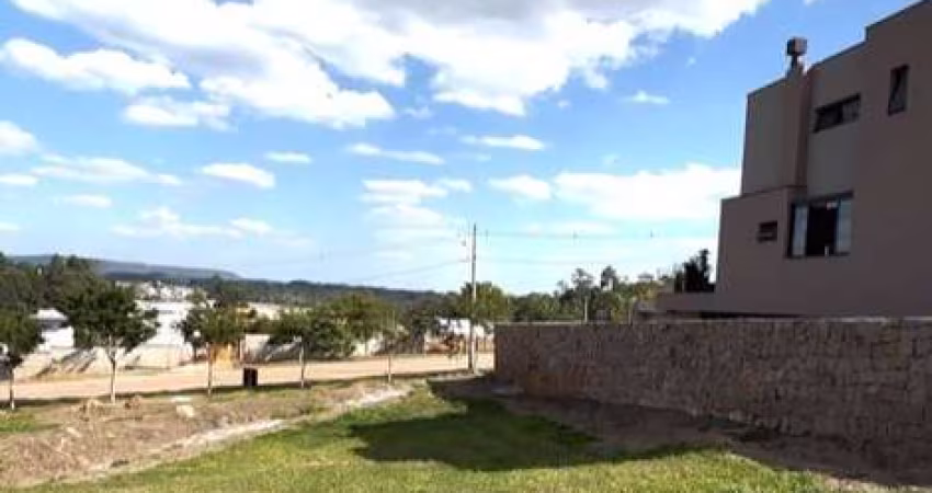 Compra/vendo: Terreno a venda com 800m² com projeto de casa com 271m² no condomínio de alto padrão Terras da Alvorada, Jundiaí/Itupeva