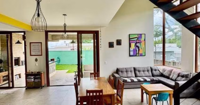 Alugar/alugo: Casa (sobrado) para locação no condomínio de alto padrão Reserva da Serra, Jundiaí com 3 dormitórios (1 suíte), gourmet, quintal.