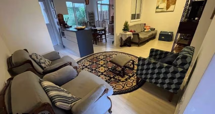 Comprar/vendo: Casa térrea a venda no condomínio Casas da Toscana, Jundiaí com 2 dormitórios (1 suíte). Toda planejada com armários.
