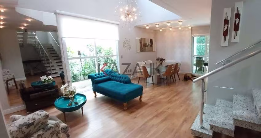 Sobrado incrível com 3 dts com sacada, sendo 1 suíte com closet no Ibi Aram 1 Itupeva. São 260 mts de área construída contendo sala integrada com 3 ambientes, 3 banheiros, cozinha novíssima, depósito,