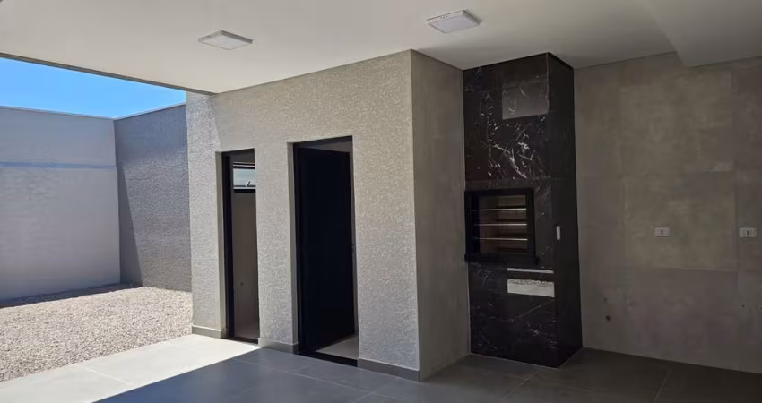 Sobrado para venda em Fazenda Velha de 190.00m² com 3 Quartos, 1 Suite e 2 Garagens