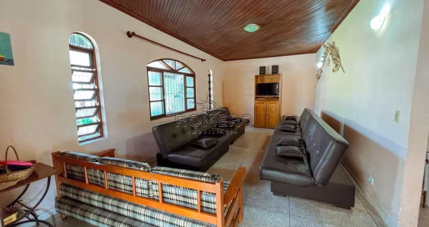 Casa para venda em Sertão Da Quina de 203.00m² com 2 Quartos, 1 Suite e 3 Garagens