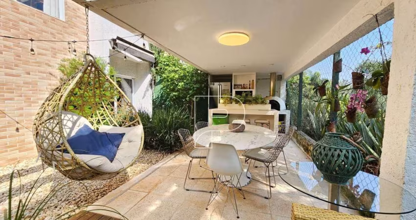 Casa de Condomínio para venda em Granja Viana Ii de 210.00m² com 3 Quartos, 3 Suites e 2 Garagens