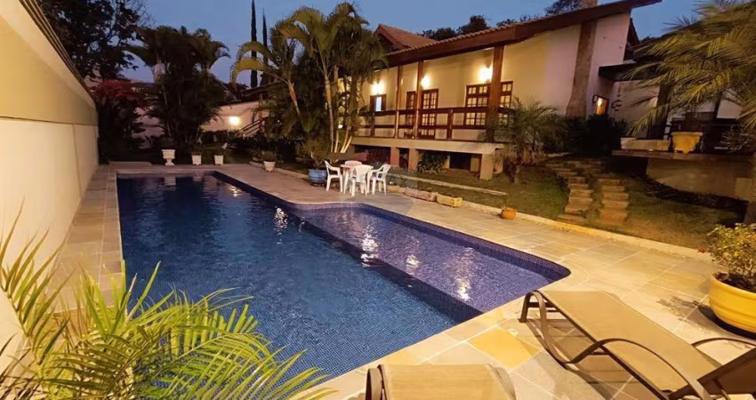 Casa para venda em Jardim Paulista de 385.00m² com 5 Quartos, 3 Suites e 8 Garagens