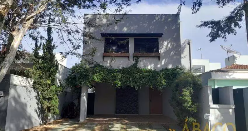 Casa para venda em Residencial Samambaia de 166.00m² com 3 Quartos, 1 Suite e 2 Garagens