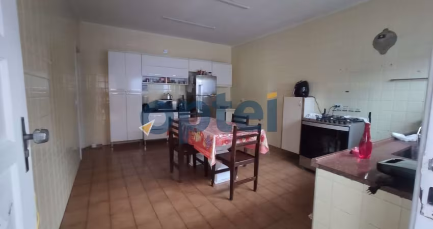 Casa para venda em Rudge Ramos de 223.00m² com 4 Quartos, 1 Suite e 3 Garagens