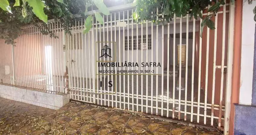 Casa para alugar em Vila Angélica de 120.00m² com 3 Quartos e 2 Garagens