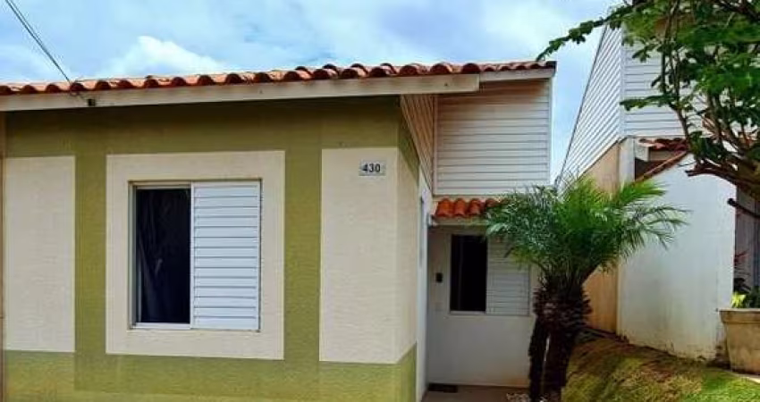 Casa para alugar em Jardim Ipanema de 70.00m² com 3 Quartos e 2 Garagens