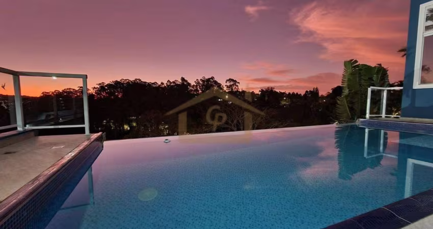 Casa para venda em Granja Caiapiá de 376.00m² com 3 Quartos, 1 Suite e 4 Garagens
