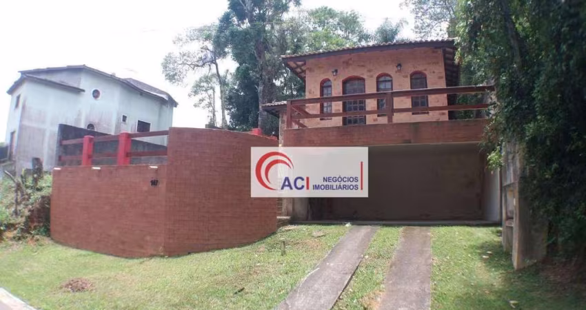 Casa de Condomínio para venda em Vila Verde de 180.00m² com 3 Quartos, 1 Suite e 4 Garagens