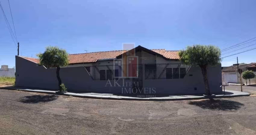 Casa para venda em Jardim Terra Branca de 75.00m² com 3 Quartos, 1 Suite e 2 Garagens
