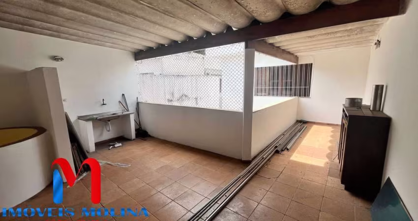 Prédio Comercial para alugar em Santa Paula de 200.00m² com 2 Garagens